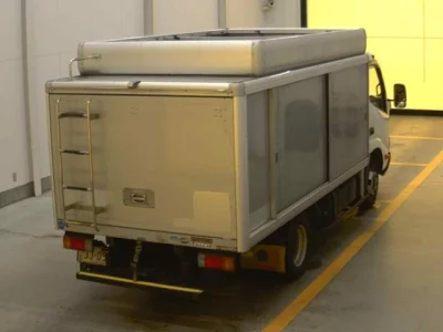 TOYOTA DYNA
