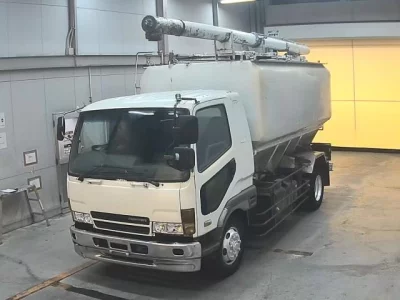 MITSUBISHI FUSO FIGHTER