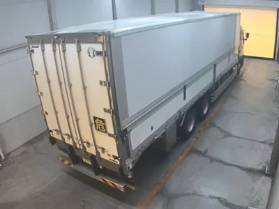 NISSAN UD