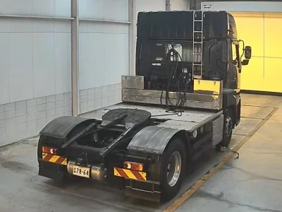 NISSAN UD