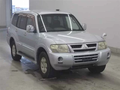 MITSUBISHI PAJERO
