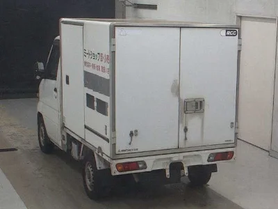 MITSUBISHI MINICAB
