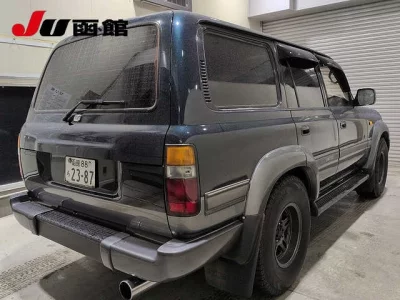 TOYOTA LAND CRUISER