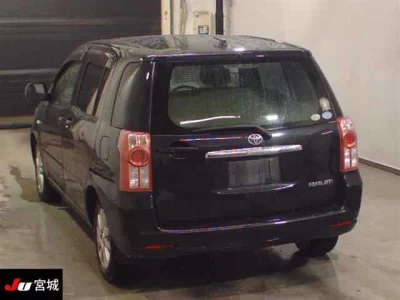 TOYOTA RAUM