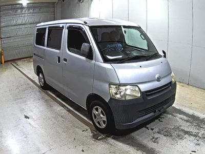 TOYOTA LITE ACE VAN
