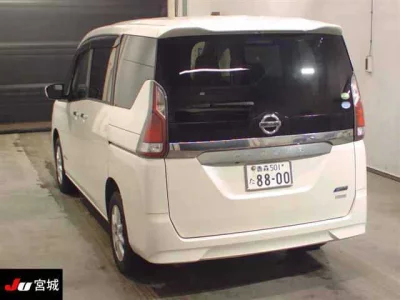 NISSAN SERENA