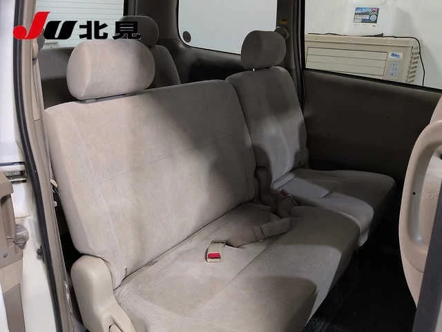 Toyota Noah  с аукциона в Японии