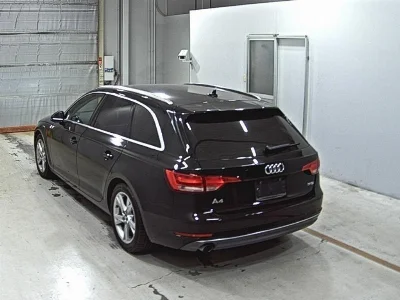 AUDI A4 AVANTE