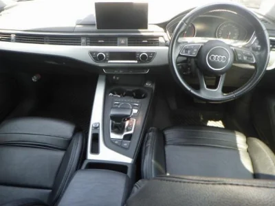AUDI A4 AVANTE