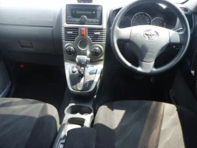 TOYOTA RUSH