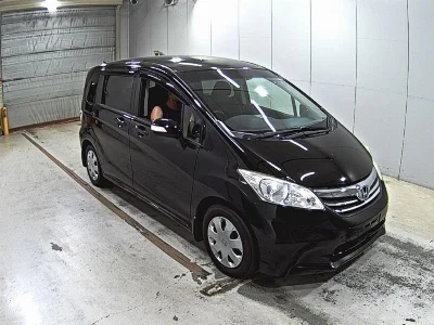 HONDA FREED