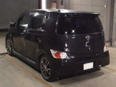 TOYOTA BB