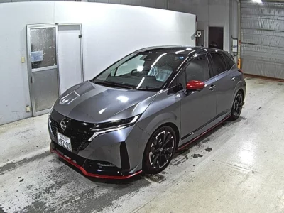 NISSAN AURA