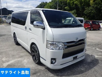 TOYOTA REGIUS VAN