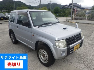 MITSUBISHI PAJERO MINI