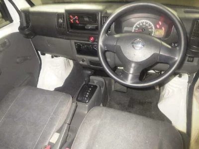 NISSAN CLIPPER