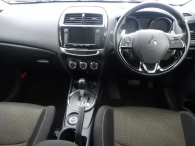 MITSUBISHI RVR