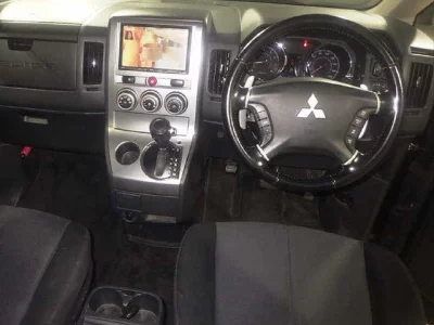 MITSUBISHI DELICA D5