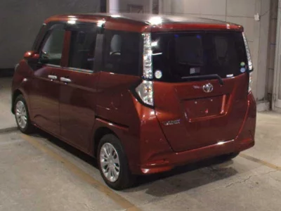 TOYOTA TANK
