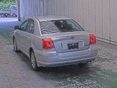 TOYOTA AVENSIS
