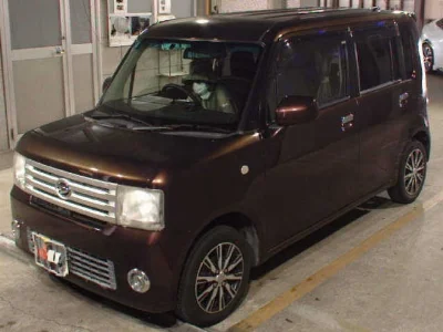 DAIHATSU MOVE CONTE