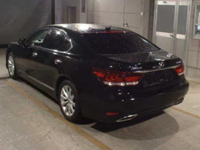 LEXUS LS