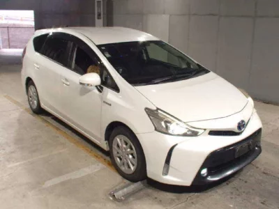 TOYOTA PRIUS ALPHA