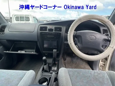 TOYOTA HILUX SURF