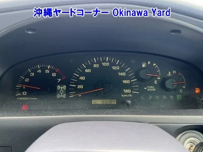 TOYOTA HILUX SURF