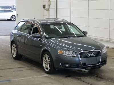 AUDI A4 AVANTE