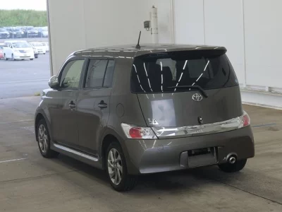 TOYOTA BB