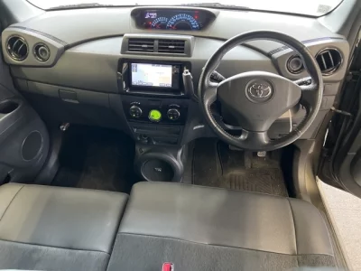 TOYOTA BB