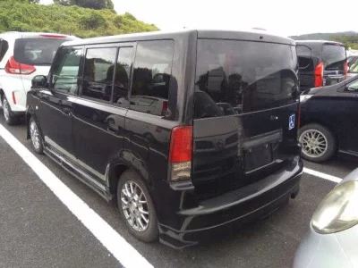 TOYOTA BB
