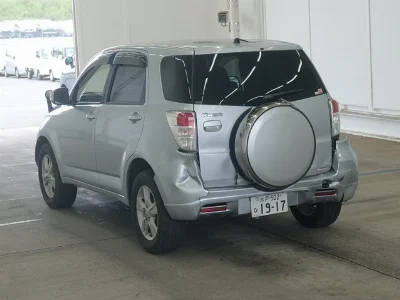 TOYOTA RUSH