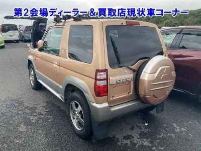 MITSUBISHI PAJERO MINI