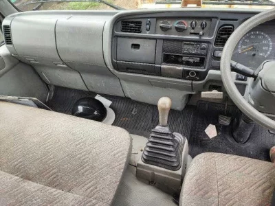 MITSUBISHI CANTER