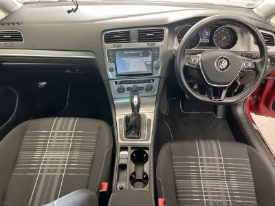 VOLKSWAGEN GOLF VARIANT