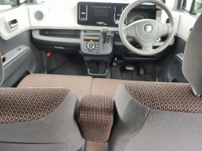 SUZUKI MRWAGON