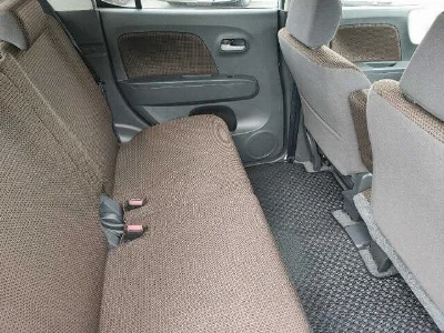SUZUKI MRWAGON