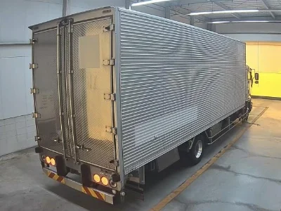 ISUZU FORWARD