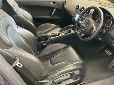 AUDI TT