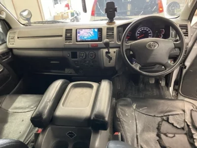 TOYOTA REGIUS ACE VAN