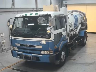 NISSAN UD