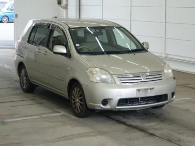 TOYOTA RAUM