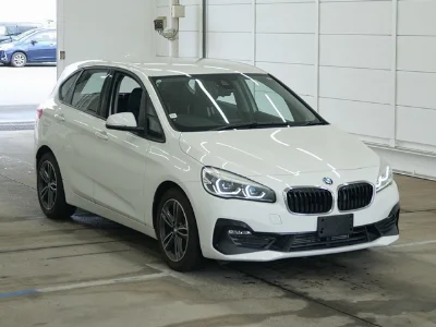 BMW 2 SERIES