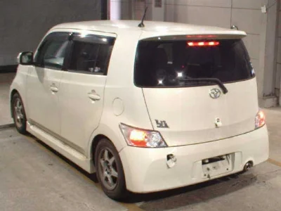 TOYOTA BB