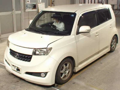 TOYOTA BB