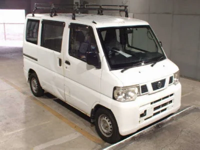 NISSAN CLIPPER VAN