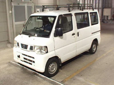 NISSAN CLIPPER VAN