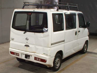 NISSAN CLIPPER VAN